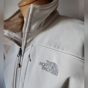 Northface women's apex soft shell jacket
